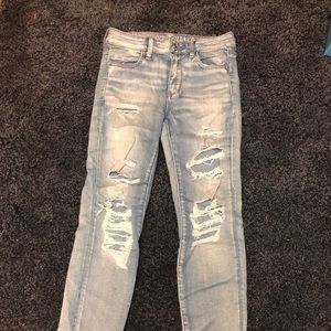 American eagle super stretch ripped jeans
